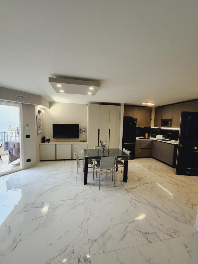 Exclusive Panoramic Sea View In Victoria Beach Μεντόν Εξωτερικό φωτογραφία