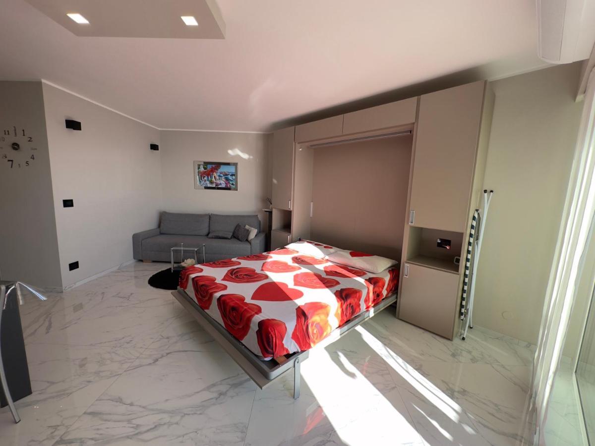 Exclusive Panoramic Sea View In Victoria Beach Μεντόν Εξωτερικό φωτογραφία