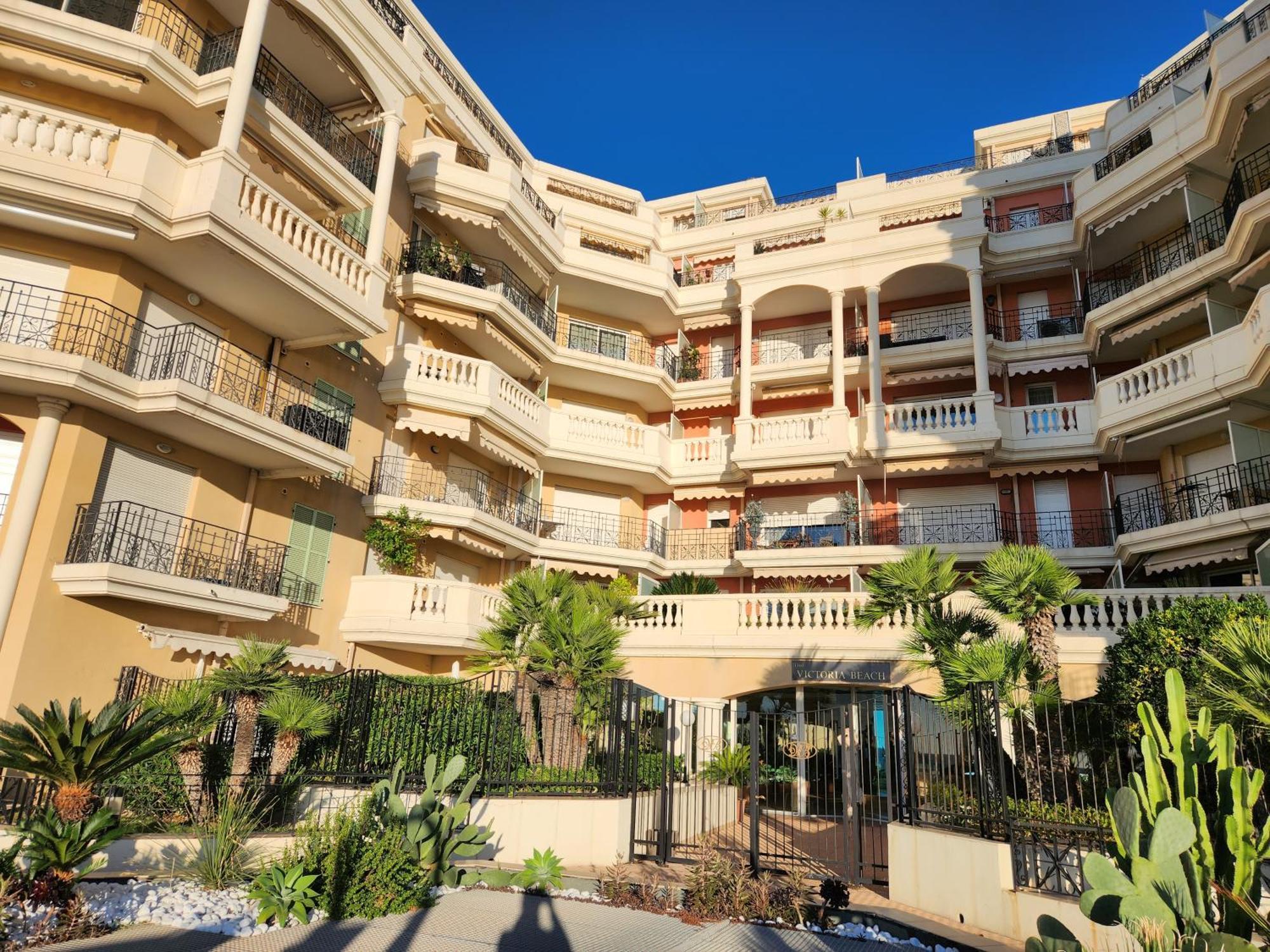 Exclusive Panoramic Sea View In Victoria Beach Μεντόν Εξωτερικό φωτογραφία